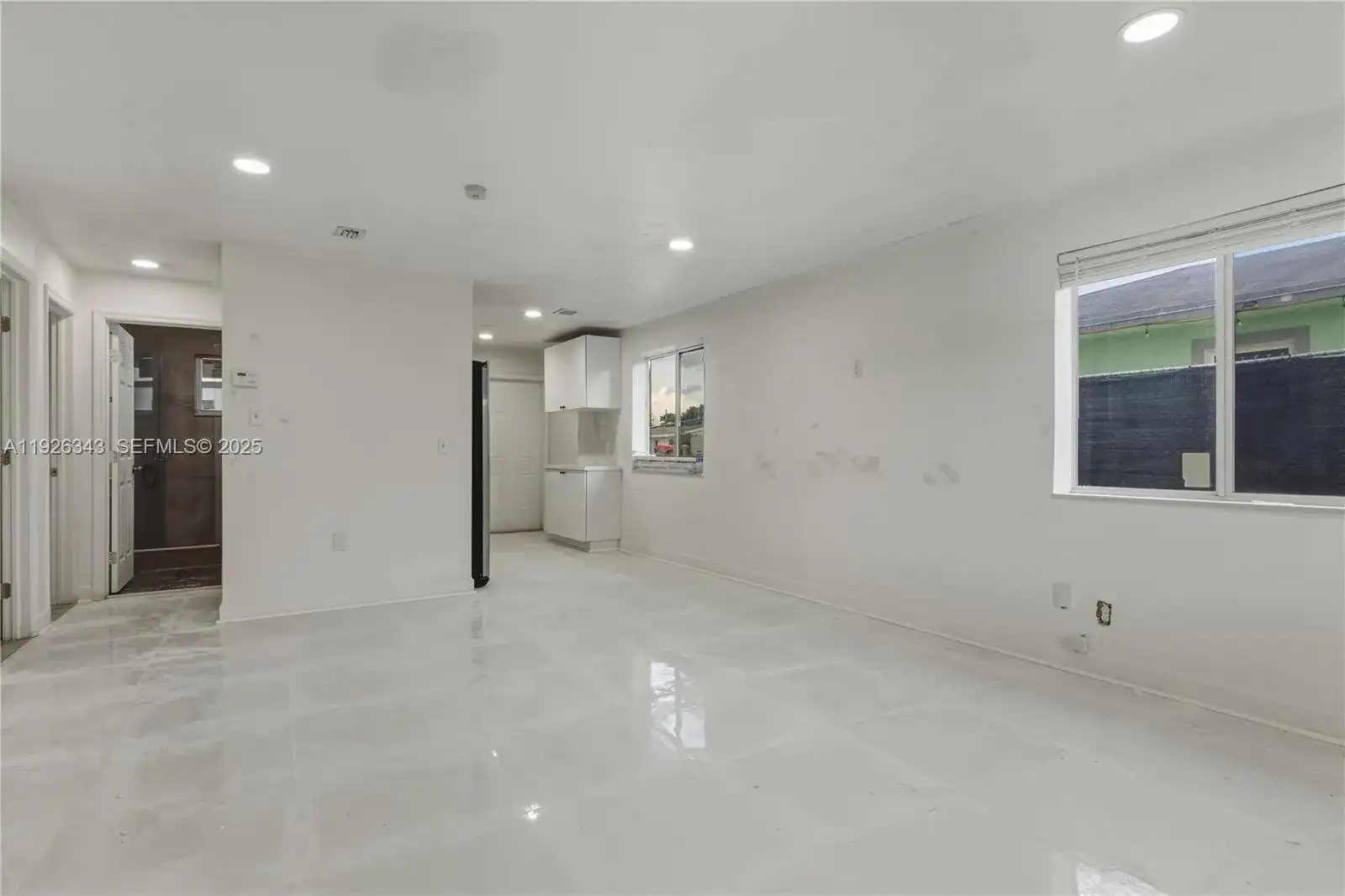 11961 SW 214th St, Miami FL 33177 photo 2