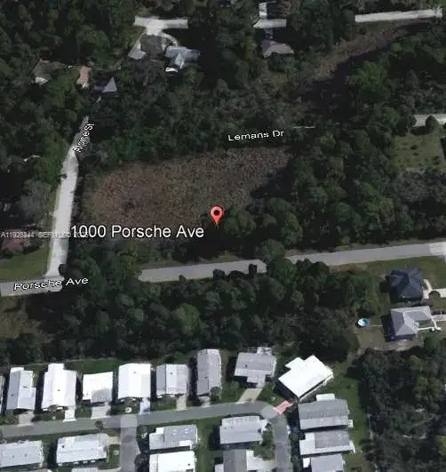 1000 PORCHE, Sebring FL 33872 photo 2