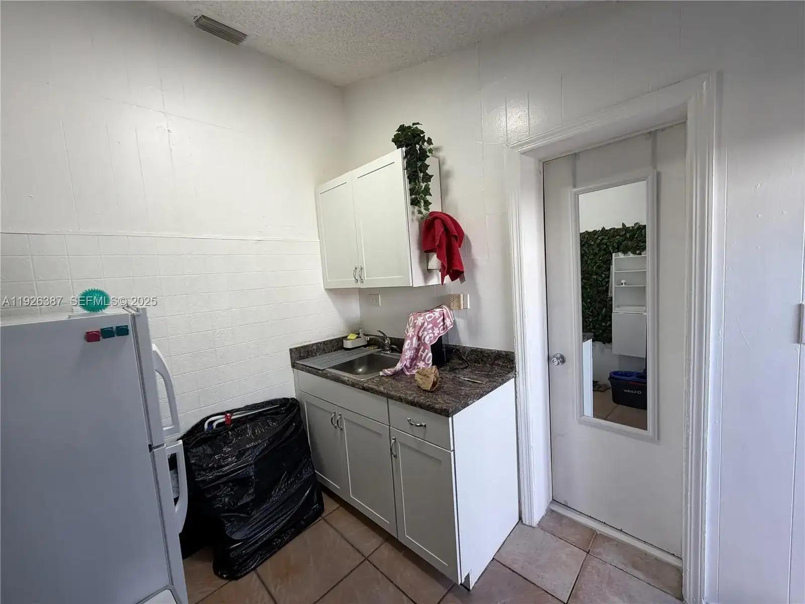 200 W 53rd Ter # B, Hialeah FL 33012 photo 3
