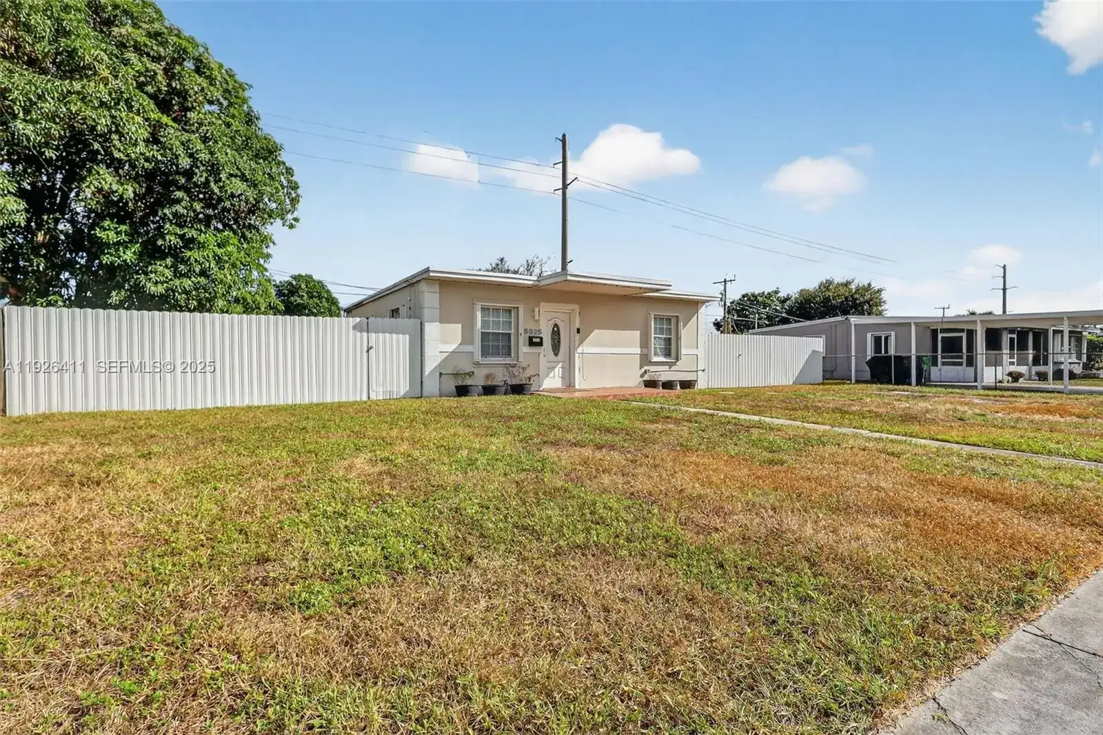 15925 NW 19th Ave, Miami Gardens FL 33054 photo 3