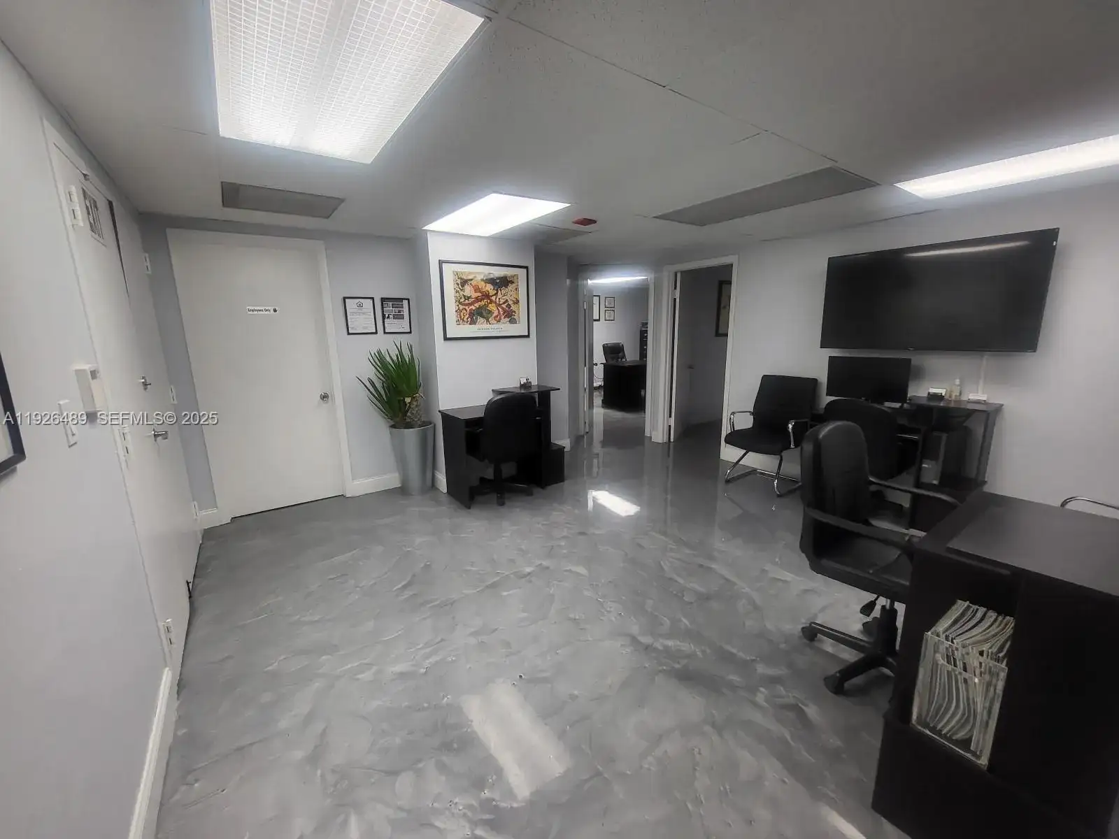 13499 Biscayne Blvd, North Miami FL 33181 photo 4