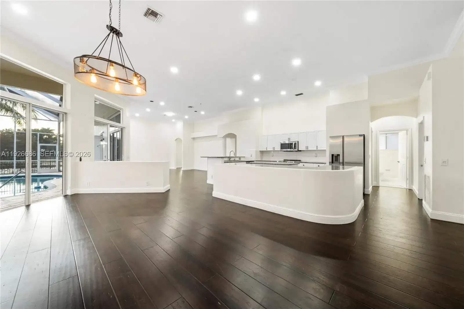 2893 Oakbrook Dr, Weston FL 33332 photo 4