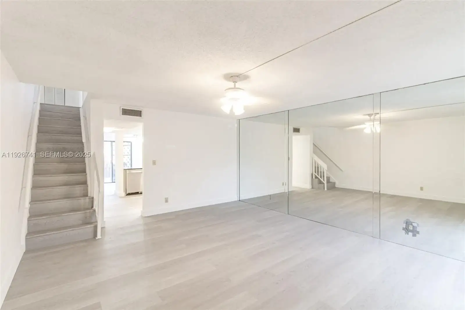 5209 SW 40th Ave # 51, Dania Beach FL 33314 photo 3