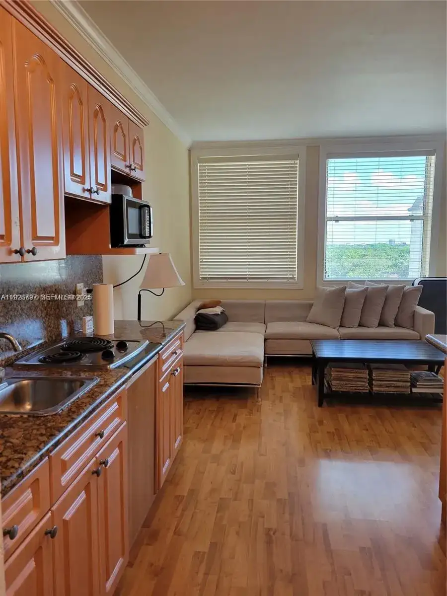 700 Biltmore Way # 915, Coral Gables FL 33134 photo 4