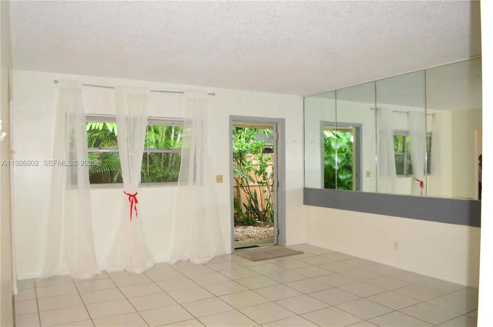 274 SW 9th St, Dania Beach FL 33004 photo 2
