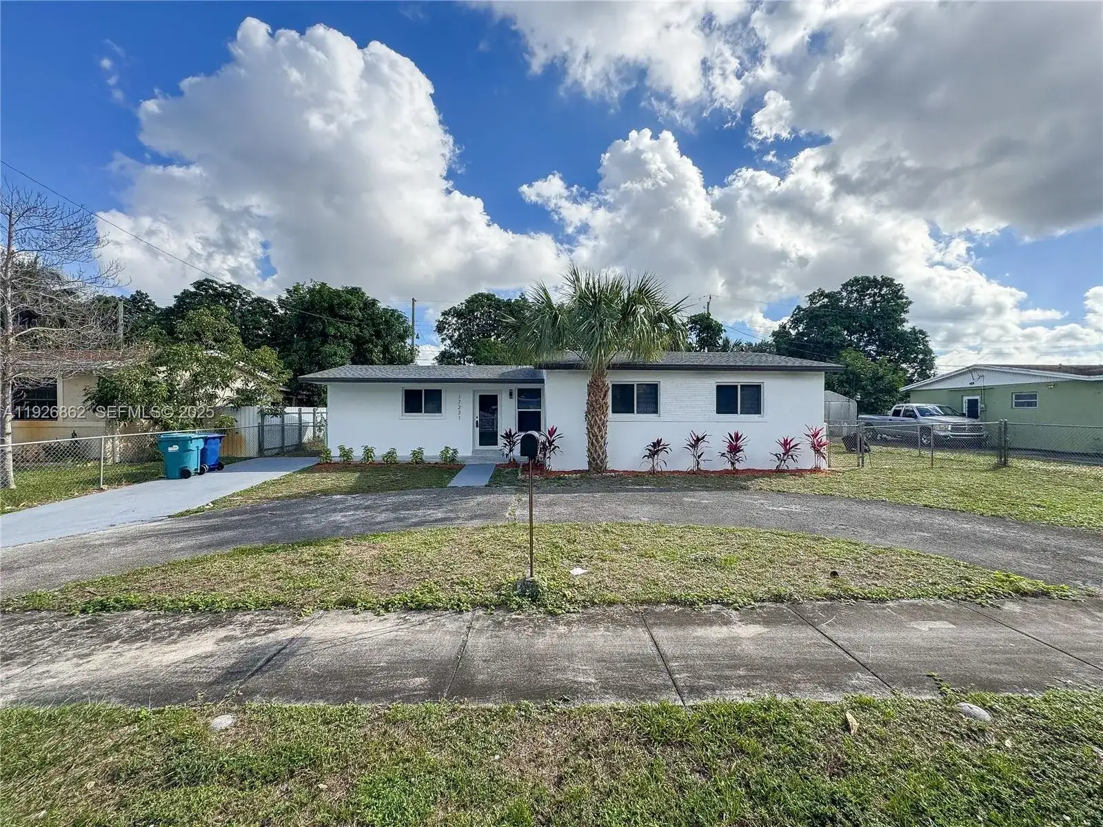 17231 NW 24th Pl, Miami Gardens FL 33056 photo 2