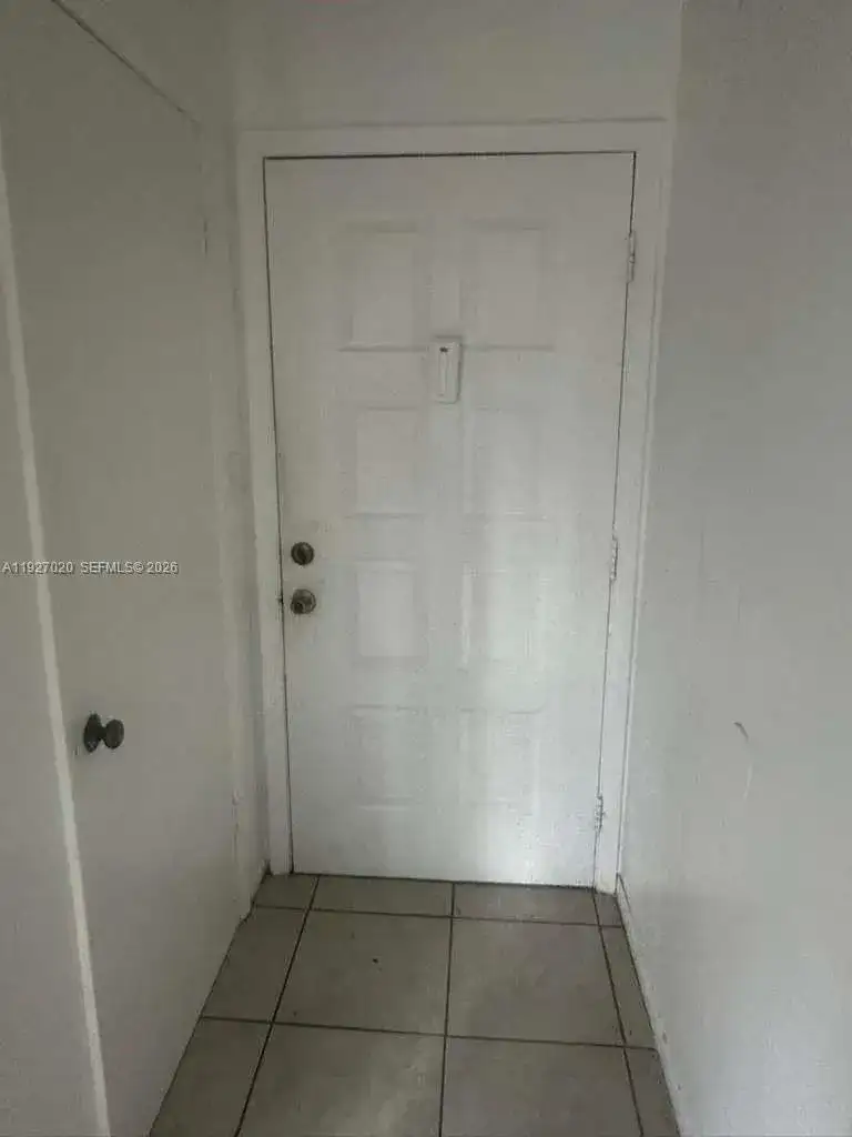 13287 Arbor Pointe Circle # 304, Tampa FL 33617 photo 2