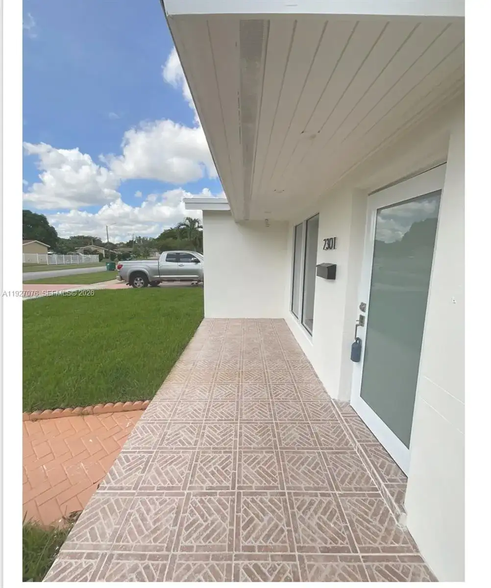 2301 NW 191st St, Miami Gardens FL 33056 photo 4