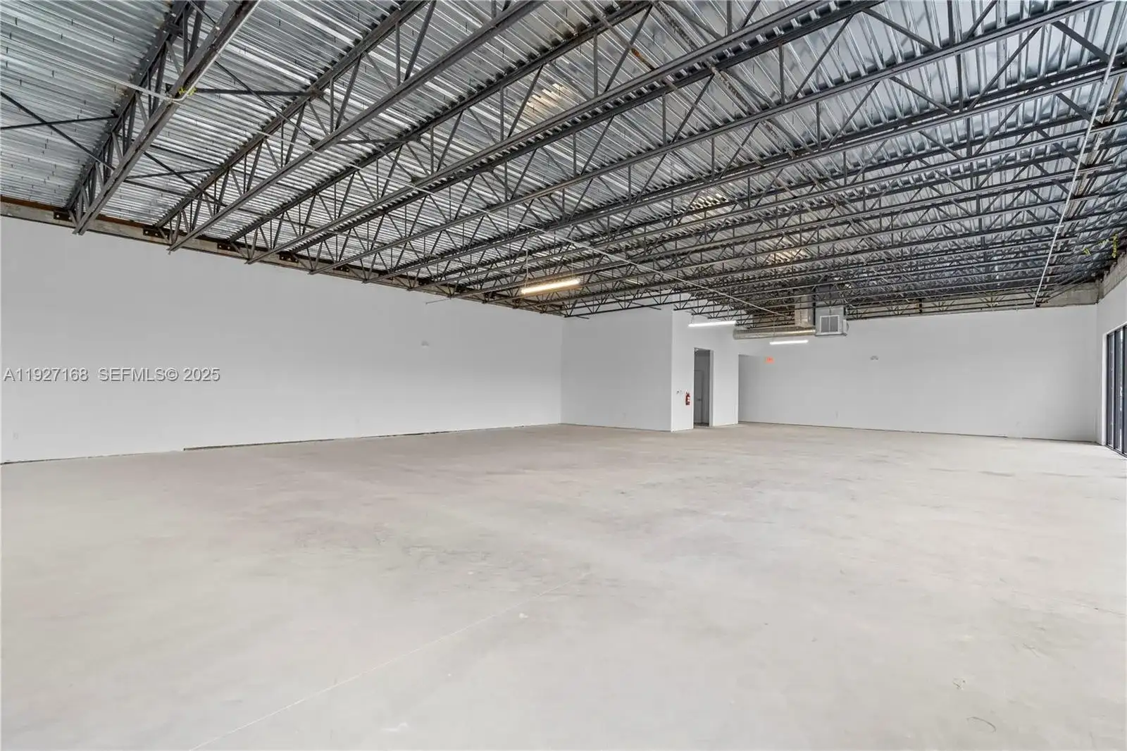 2215 N Federal Hwy, Hollywood FL 33020 photo 4