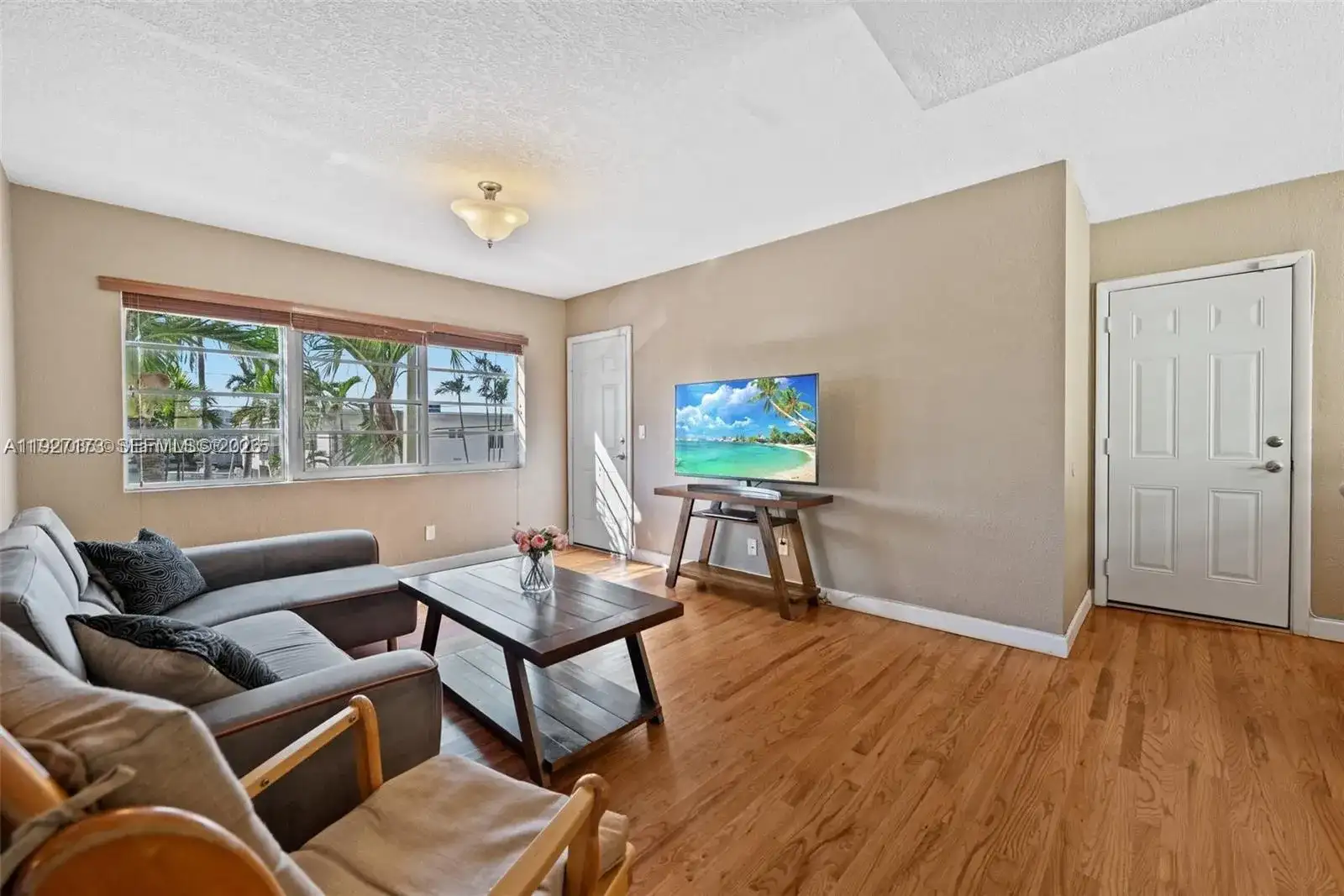 8345 Byron Ave # 6, Miami Beach FL 33141 photo 2