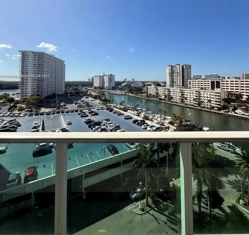 100 Bayview Dr # 903, Sunny Isles Beach FL 33160 photo 3