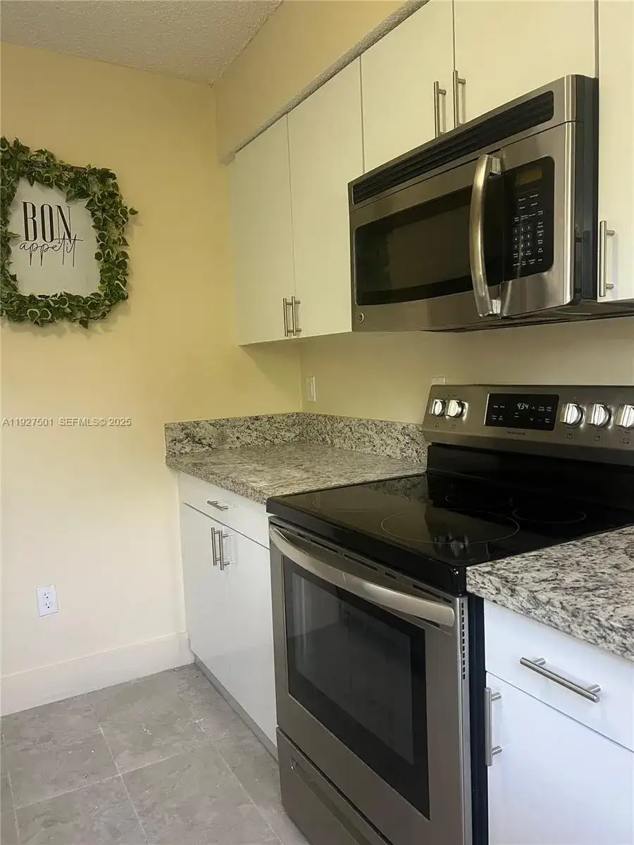 805 N Franklin Ave # 805D, Homestead FL 33034 photo 3