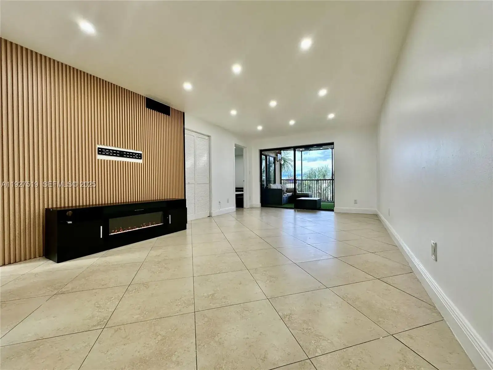 3470 Foxcroft Rd # 308, Miramar FL 33025 photo 3