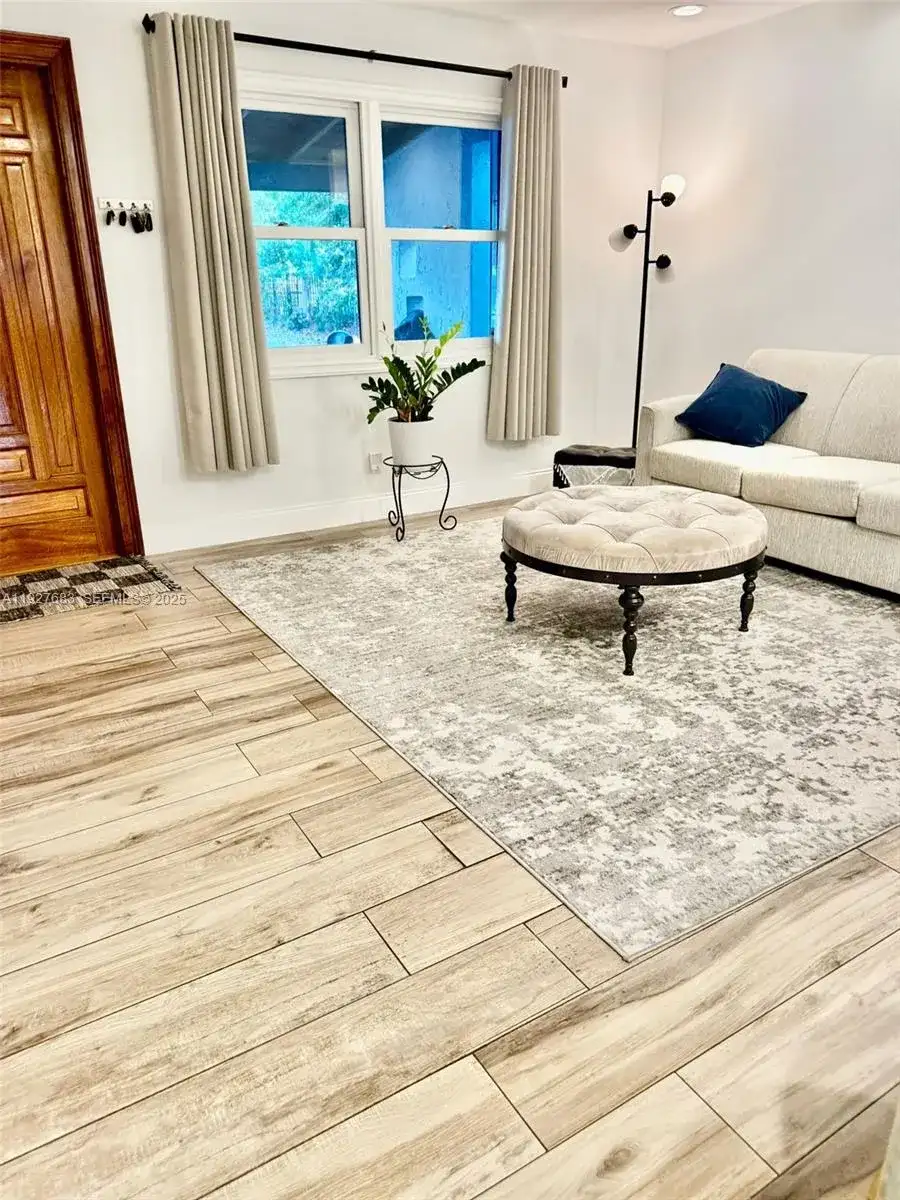 4721 SW 34th Dr, Dania Beach FL 33312 photo 5
