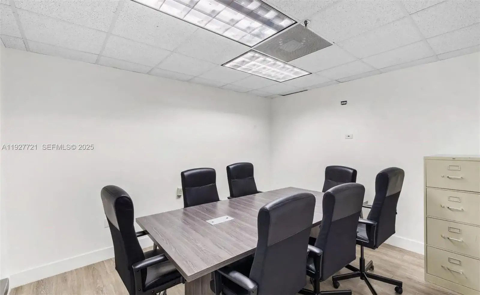 66 W FLAGLER ST # 502, Miami FL 33130 photo 4