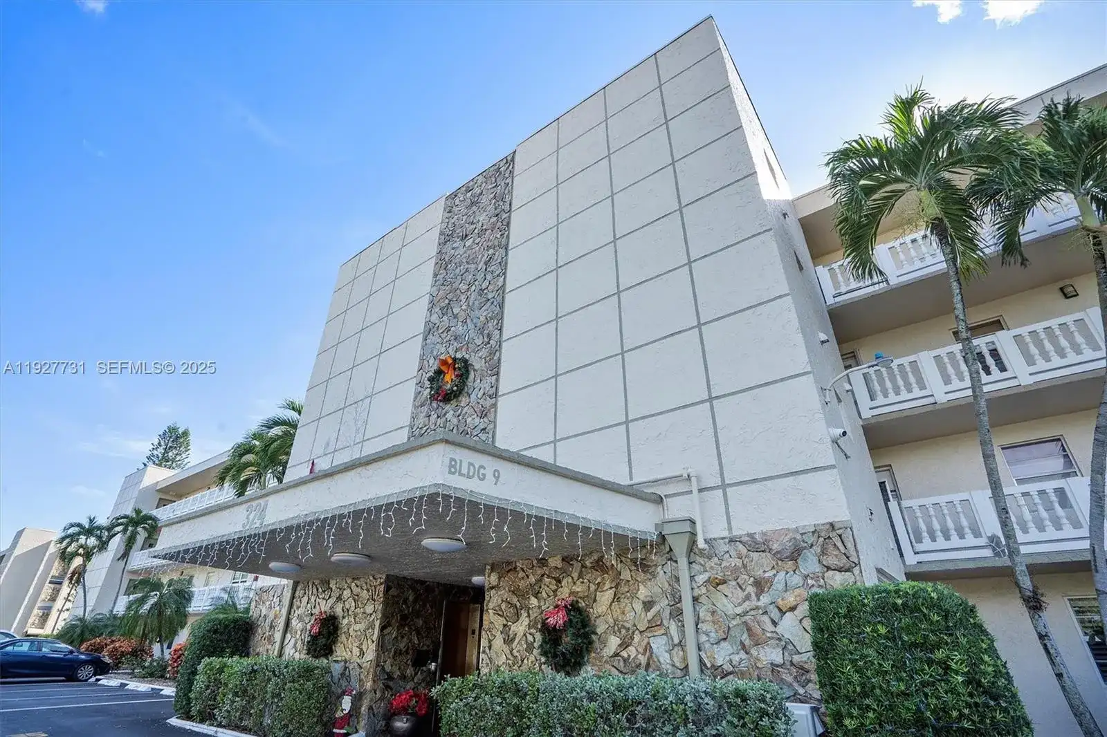 324 SE 10th St # 203, Dania Beach FL 33004 photo 4