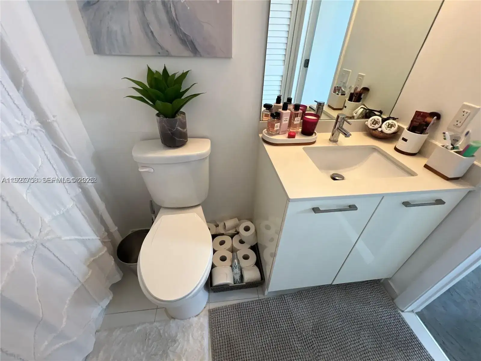 151 SE 1st St # 702, Miami FL 33131 photo 2