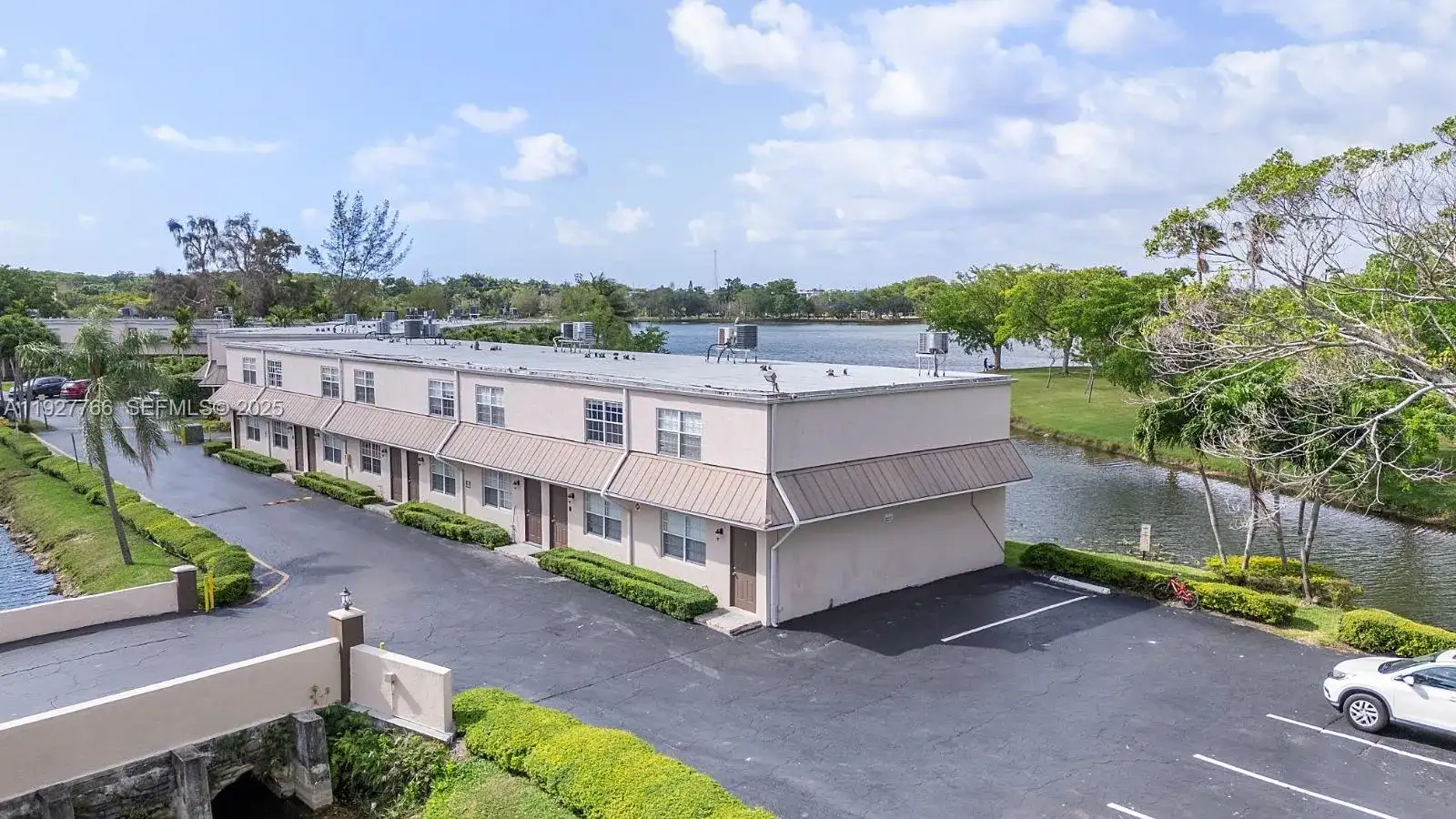 4100 NW 16th Ave # 2, Oakland Park FL 33309 photo 3