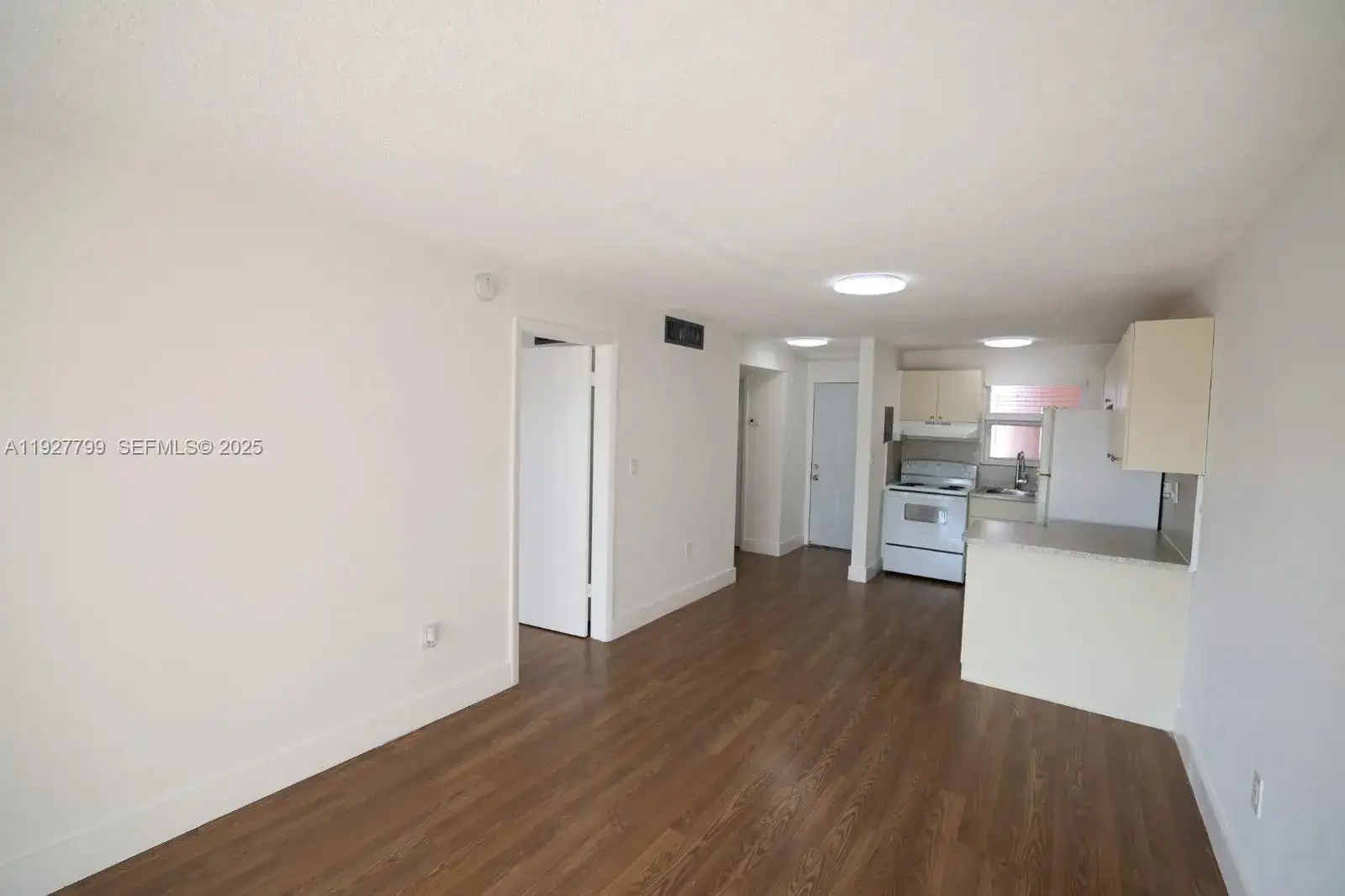 3501 W 11th Ave # 204, Hialeah FL 33012 photo 5