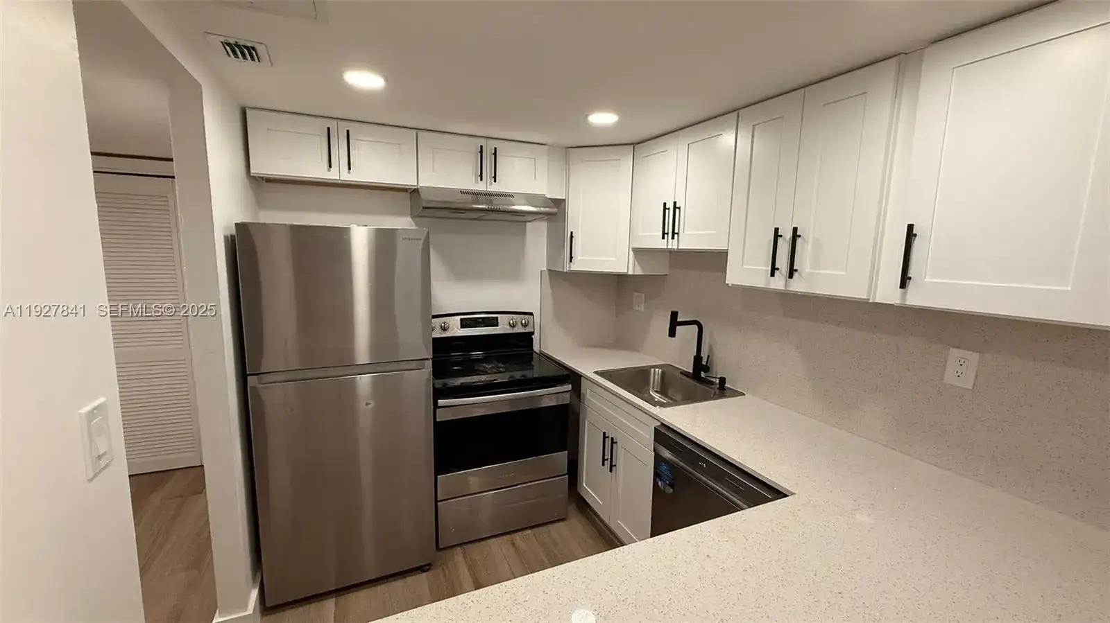 5845 Washington St # 65, Hollywood FL 33023 photo 4