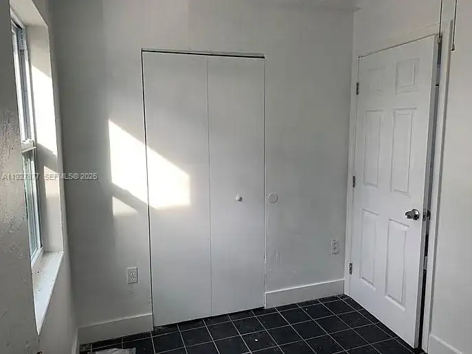 10 NW 28th Way, Fort Lauderdale FL 33311 photo 3
