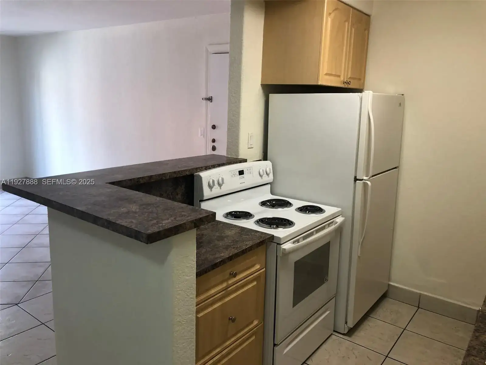 10744 N Kendall Dr # 16, Miami FL 33176 photo 2