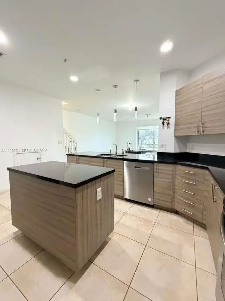 2735 SW 81st Ter # 2737, Miramar FL 33025 photo 5