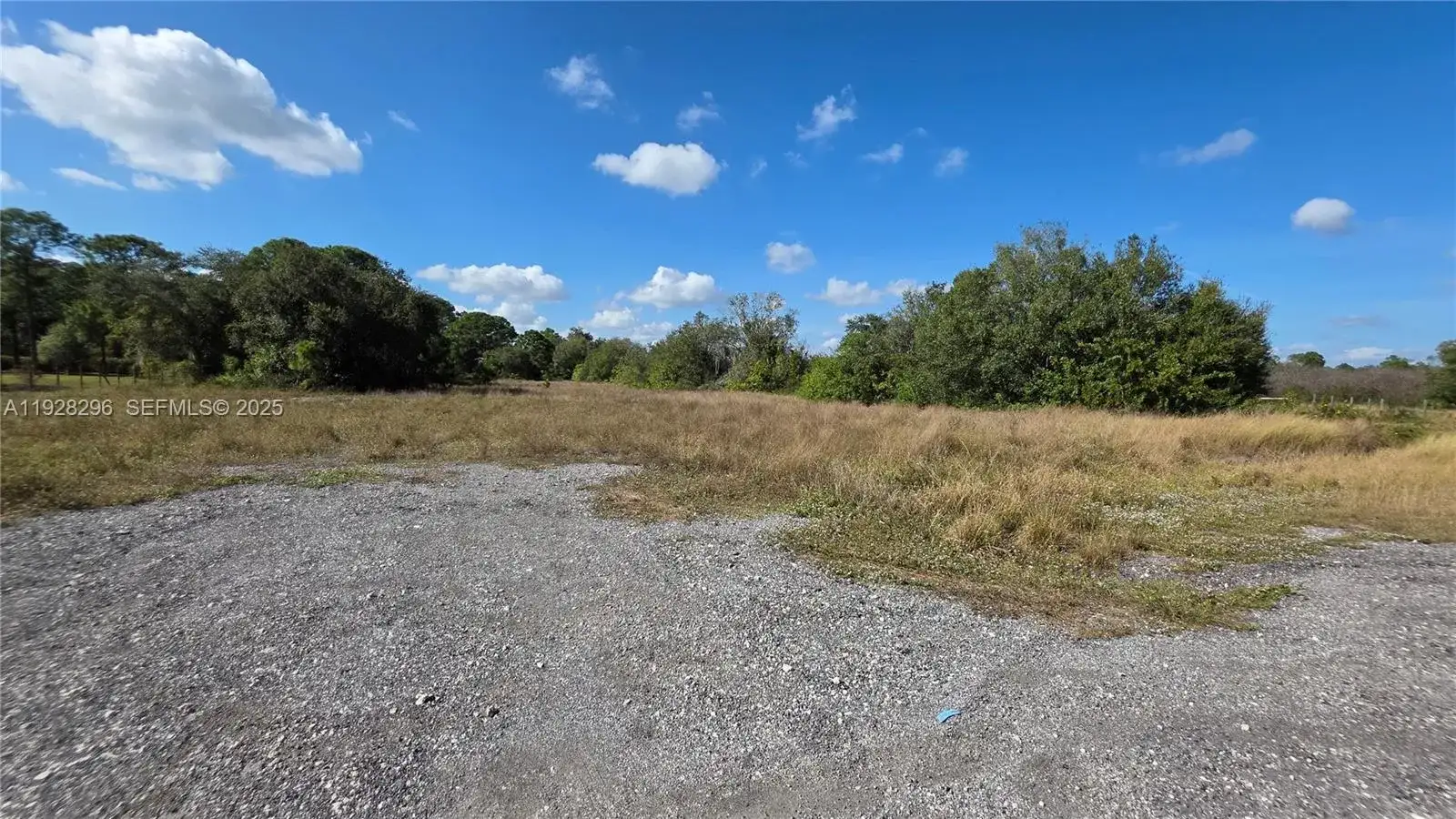 380 N Jinete ST, Clewiston FL 33440 photo 4