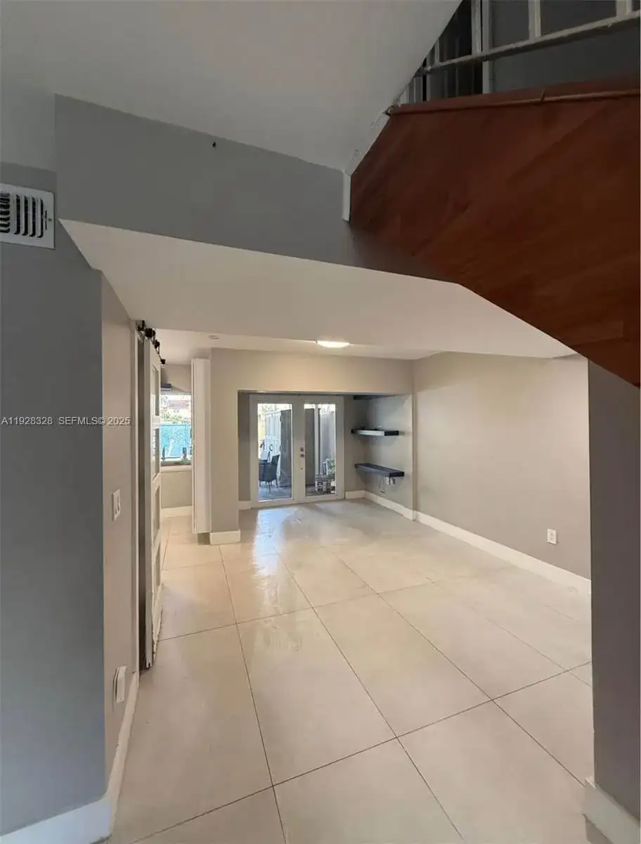 5255 W 26th Ct # 803, Hialeah FL 33016 photo 3