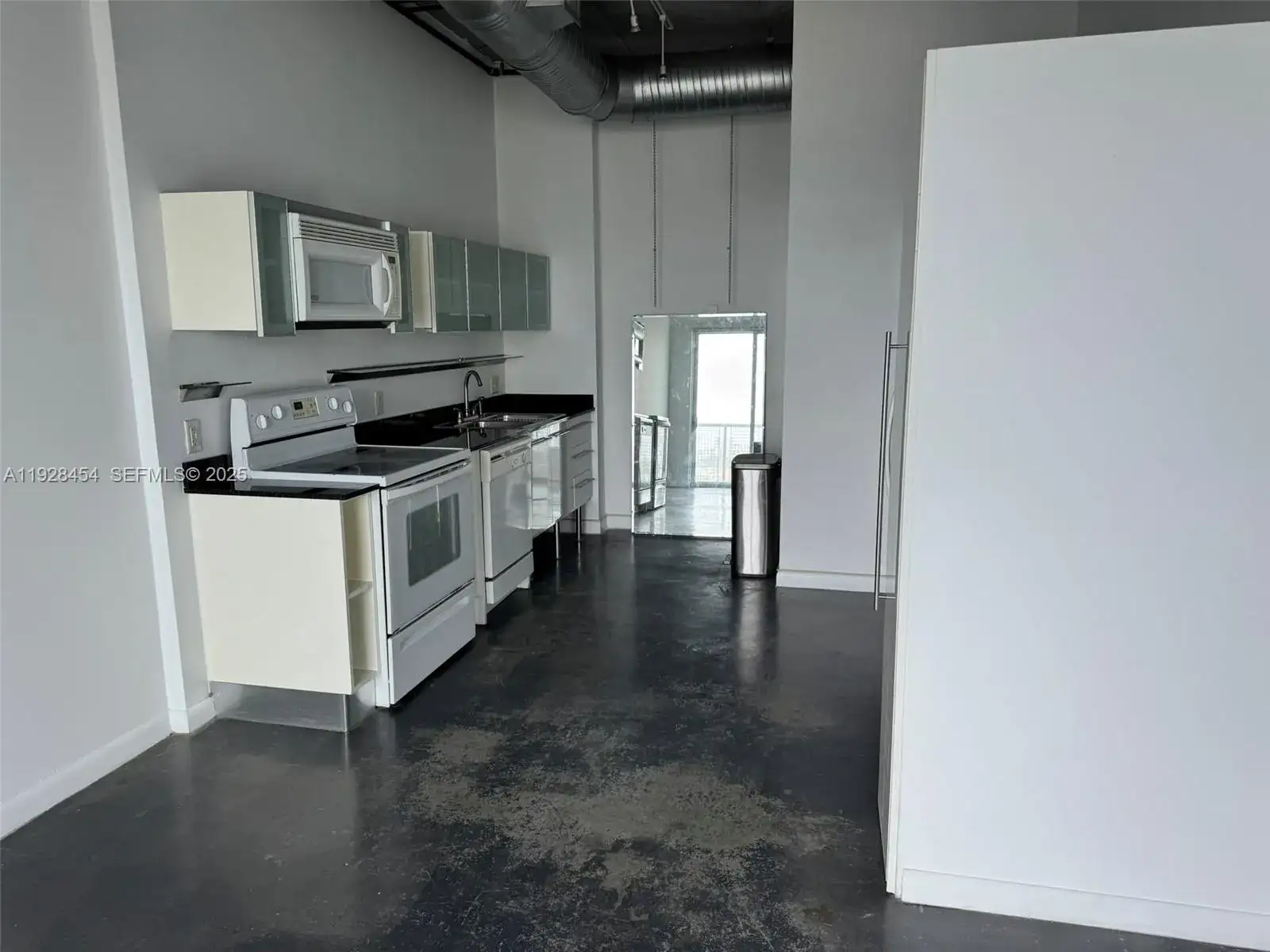 10 SW South River Dr # 812, Miami FL 33130 photo 5