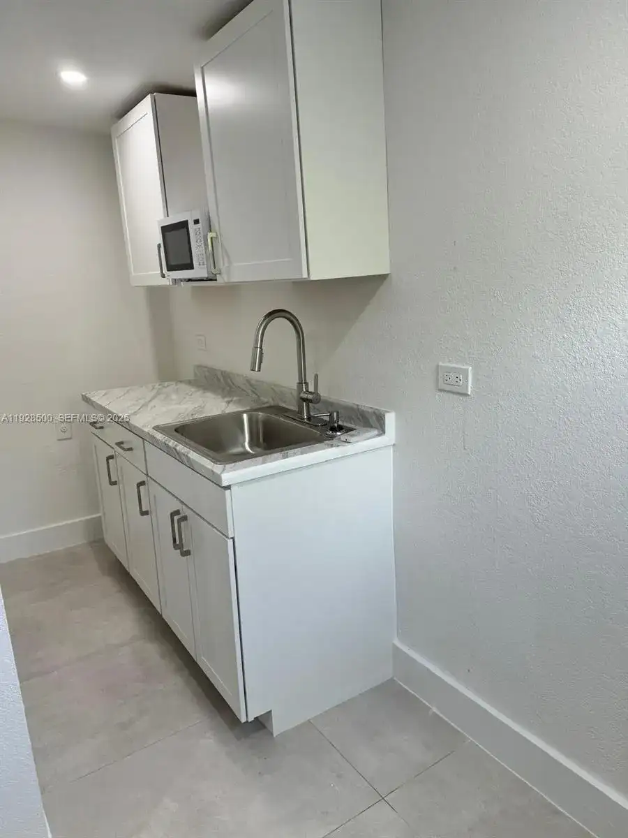 9830 SW 12th Ter # 2, Miami FL 33174 photo 5