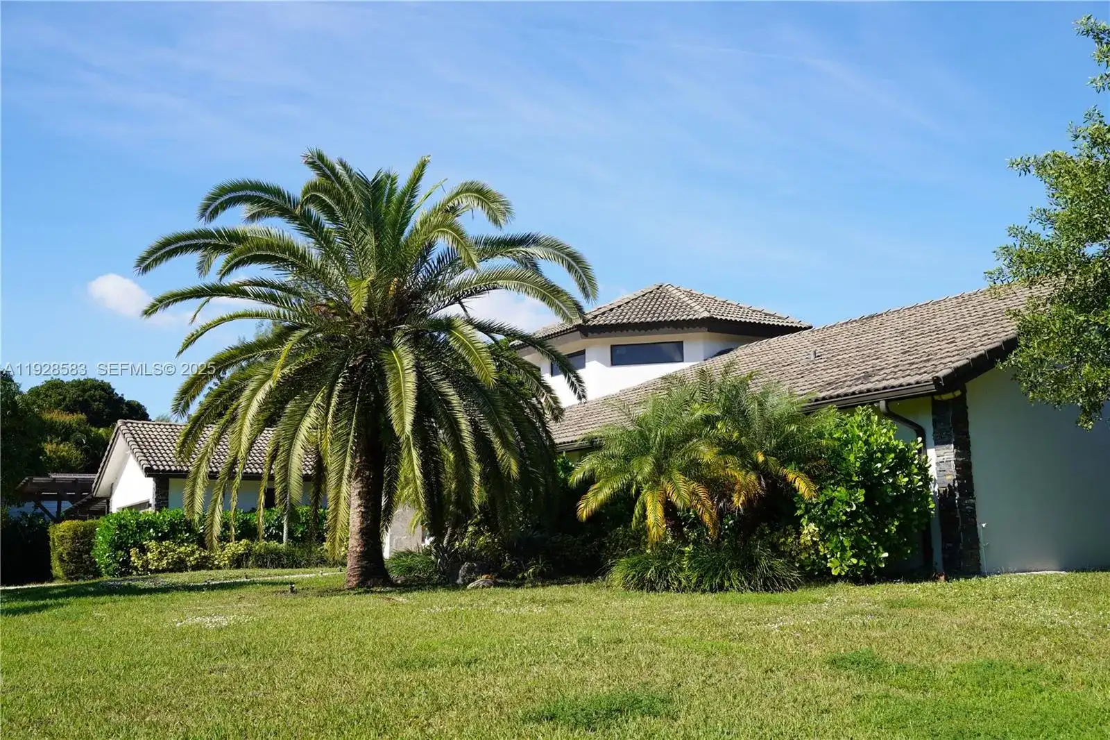 18901 SW 50th ST, Southwest Ranches FL 33332 photo 4