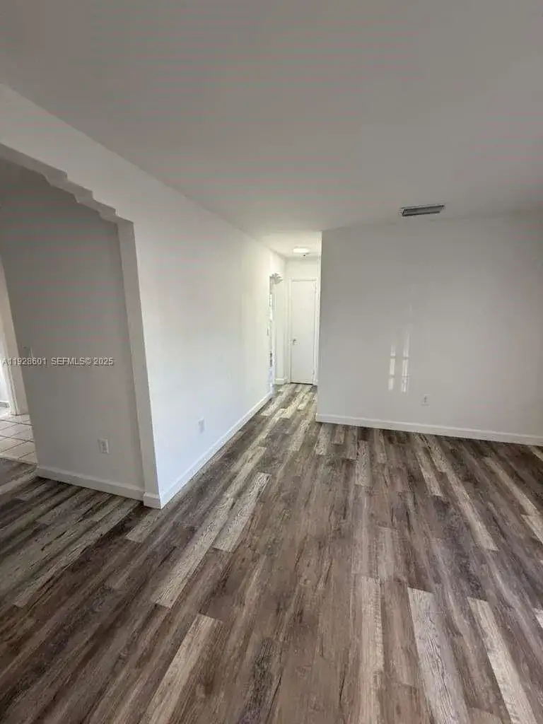 2882 SW 16th St # 2882, Miami FL 33145 photo 3