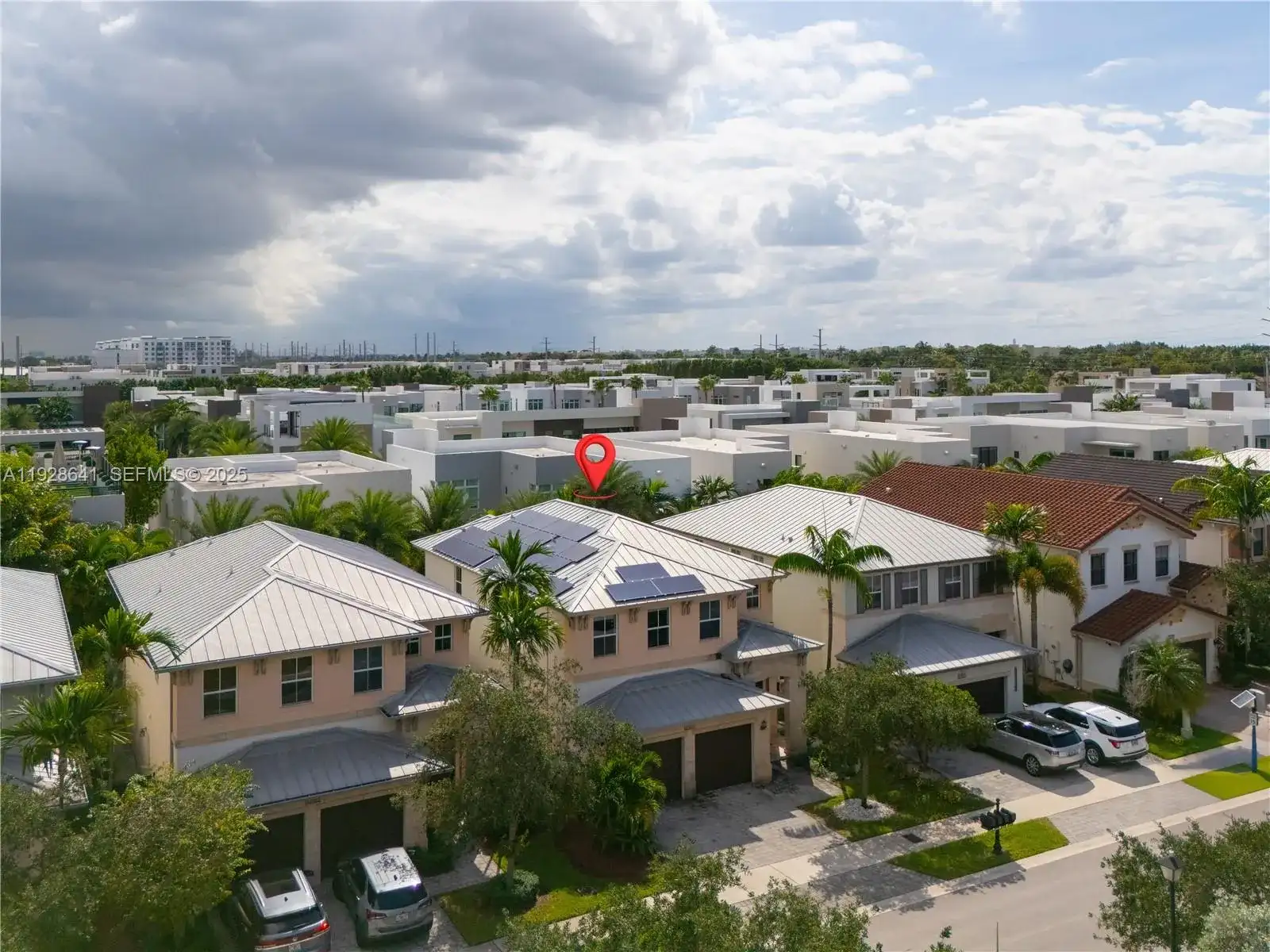 10470 NW 69th Ter # 1, Doral FL 33178 photo 4