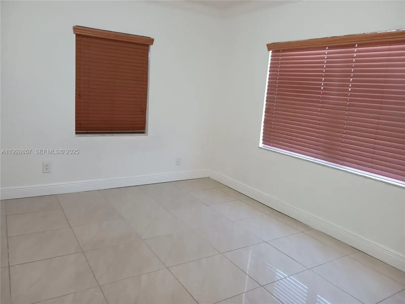 650 SW 44th Ct, Miami FL 33134 photo 4