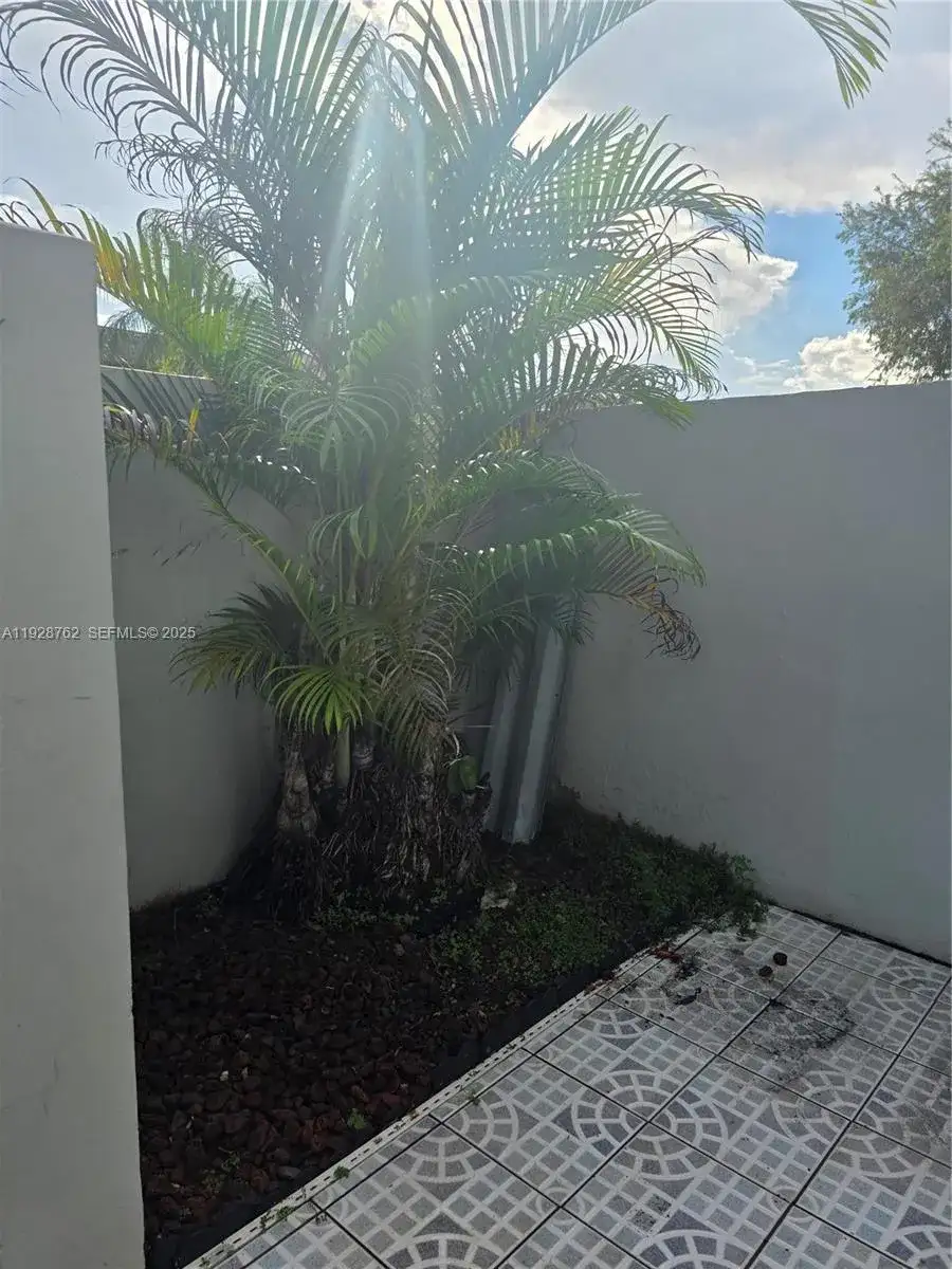 8000 SW 152nd Ave # 115, Miami FL 33193 photo 3