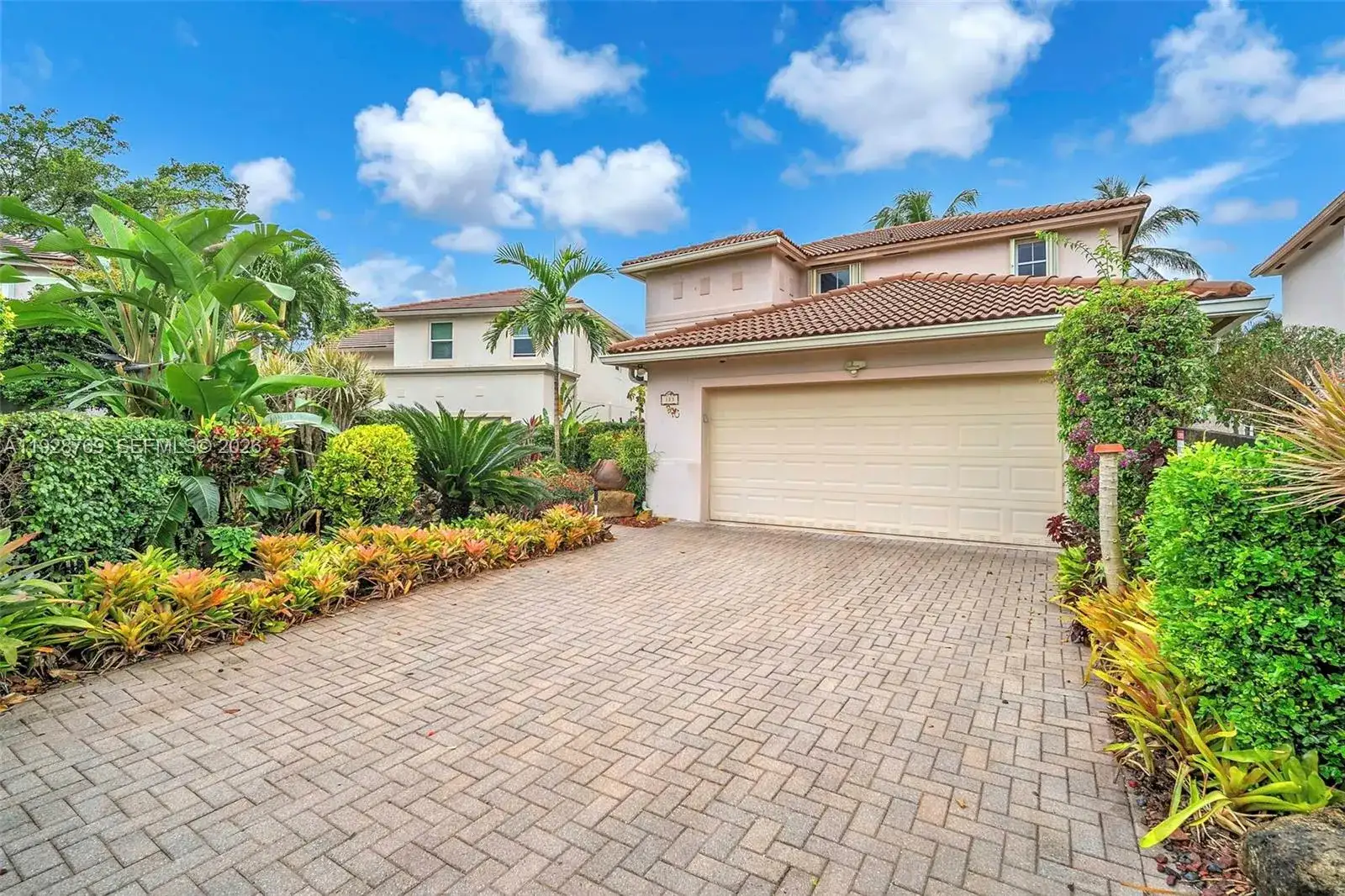 113 NW 73rd Ter, Plantation FL 33317 photo 2