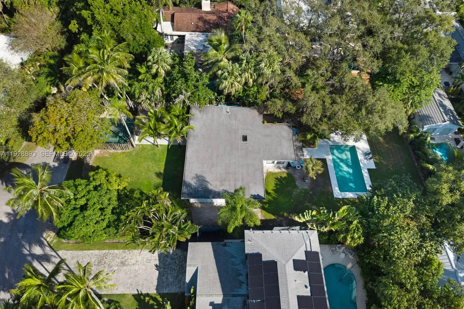 4191 Braganza Ave, Coconut Grove FL 33133 photo 4