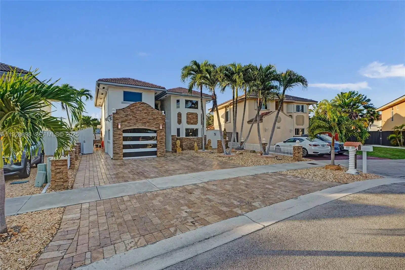 16610 SW 141st Ct, Miami FL 33177 photo 3