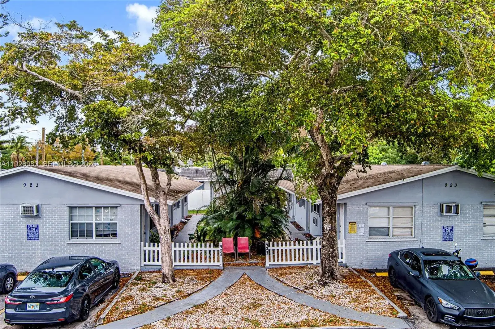 923 SE 2nd Ave # 6, Hallandale Beach FL 33009 photo 2