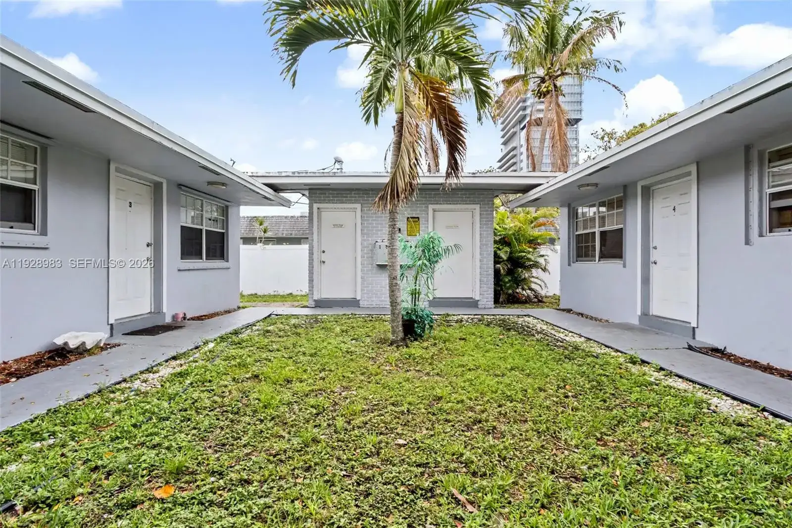 923 SE 2nd Ave # 6, Hallandale Beach FL 33009 photo 3