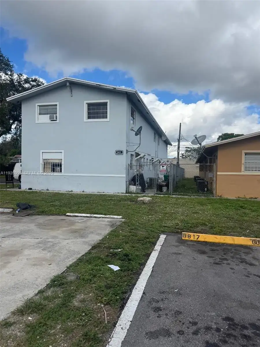 3821 SW 13th Ct, Fort Lauderdale FL 33312 photo 3