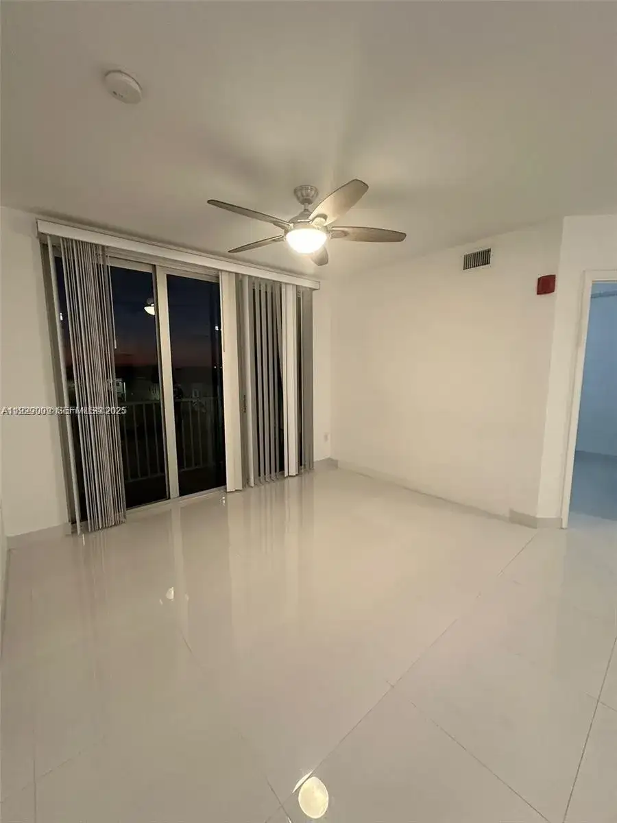 2651 NE 212th Ter # 400, Miami FL 33180 photo 2