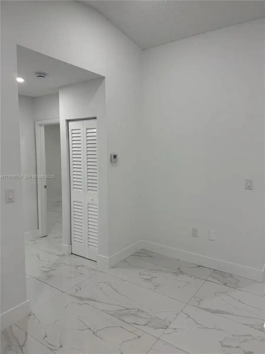 7698 W 34th Ln # 202, Hialeah FL 33018 photo 5