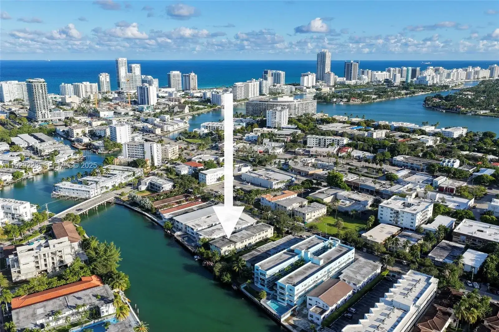 1135 Marseille Dr # 3, Miami Beach FL 33141 photo 2