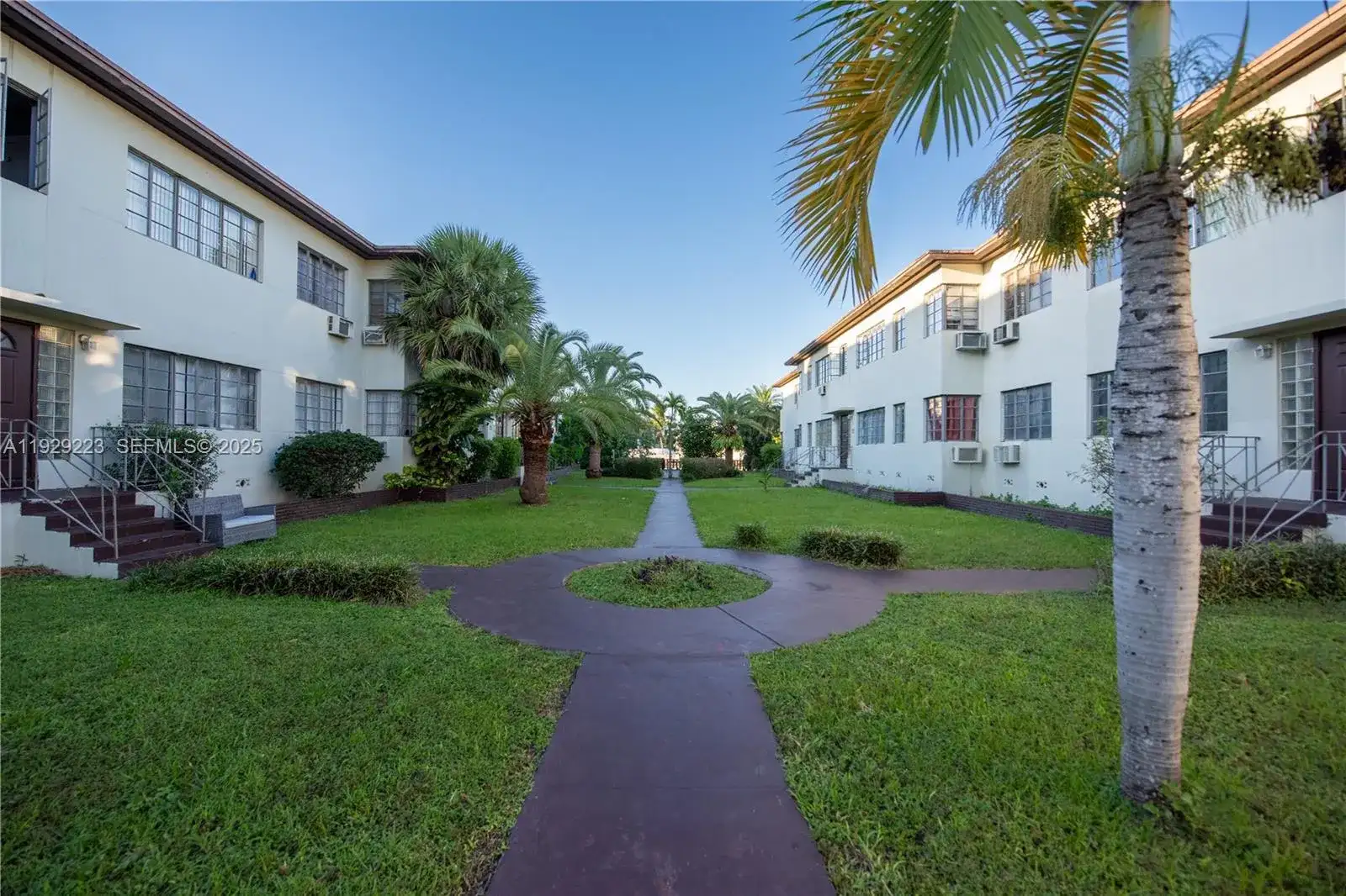 1135 Marseille Dr # 3, Miami Beach FL 33141 photo 5