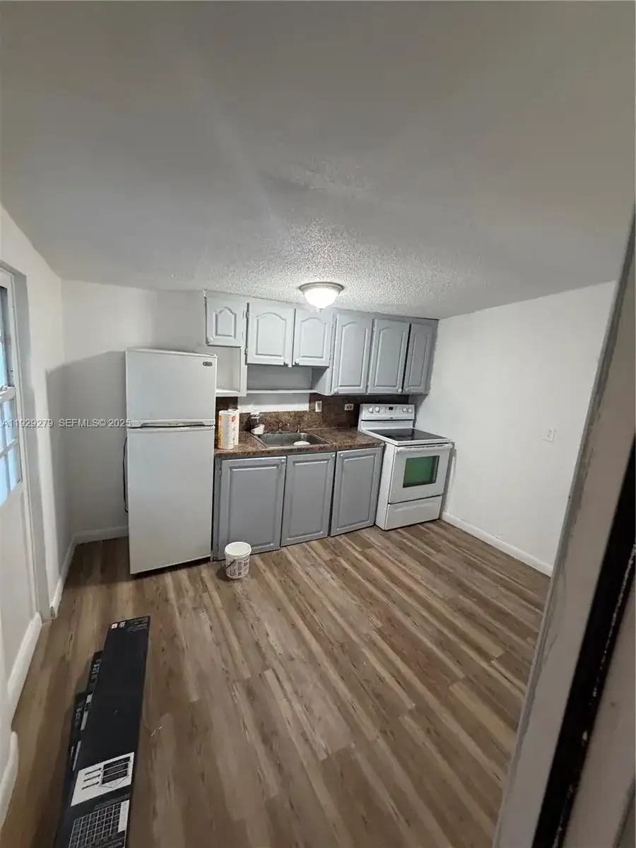 2980 NW 79th St # A, Miami FL 33147 photo 3