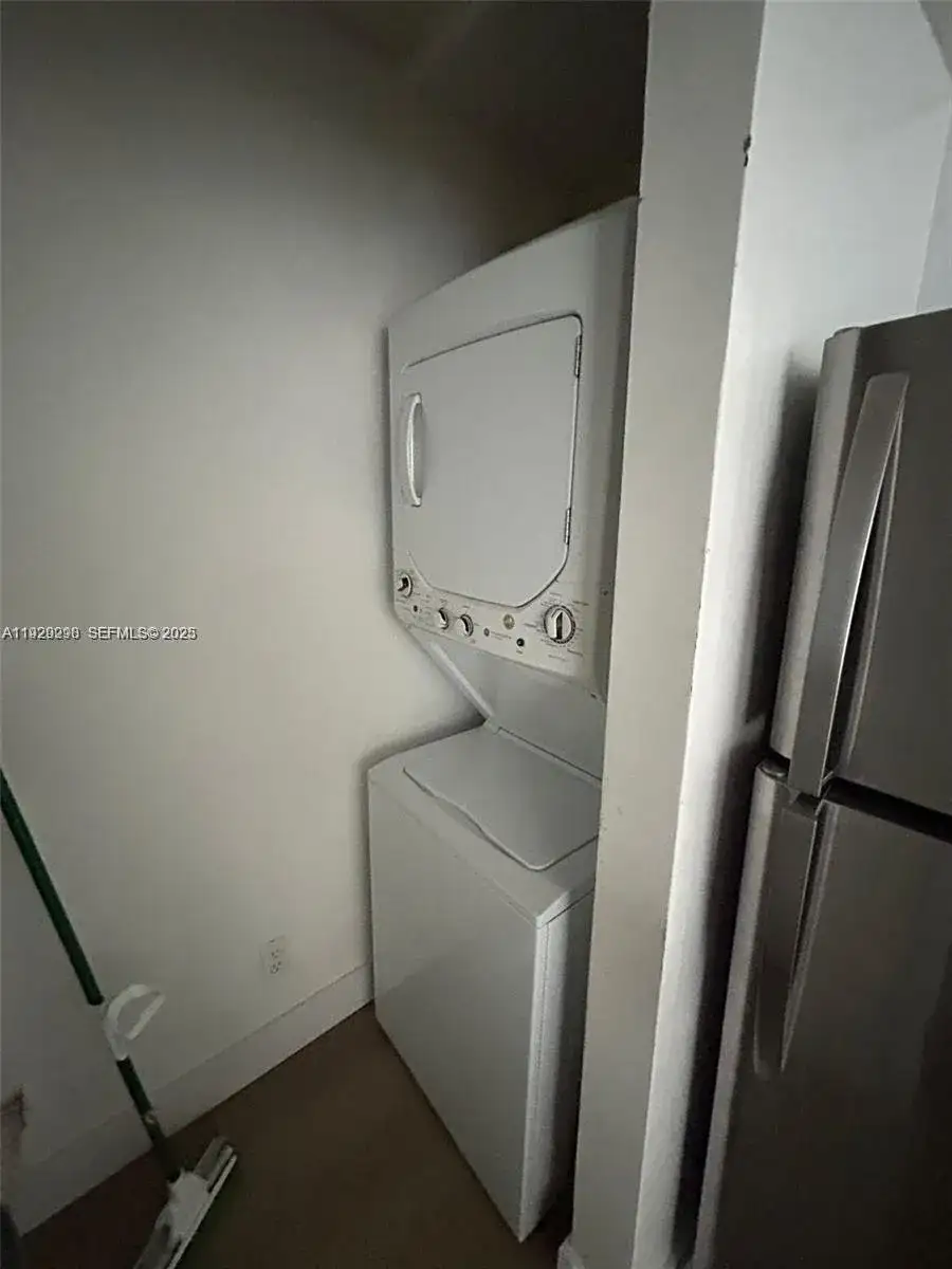 770 Claughton Island Dr # 2109, Miami FL 33131 photo 5