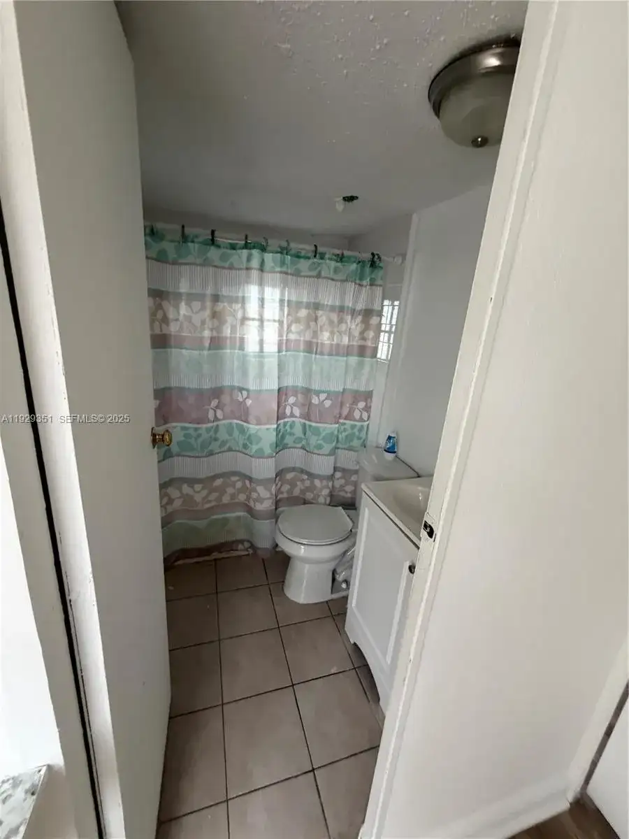 2980 NW 79th St # D, Miami FL 33147 photo 5