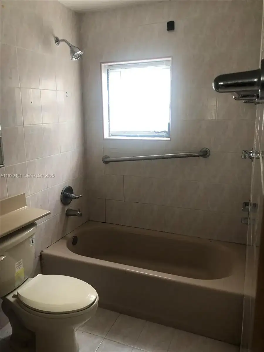 932 E 32nd St # 0, Hialeah FL 33013 photo 5